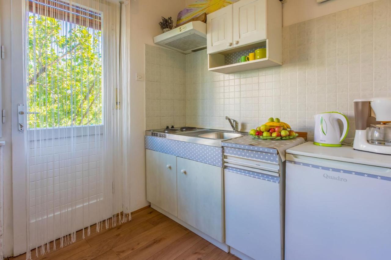 Apartments Marmar Crikvenica Εξωτερικό φωτογραφία